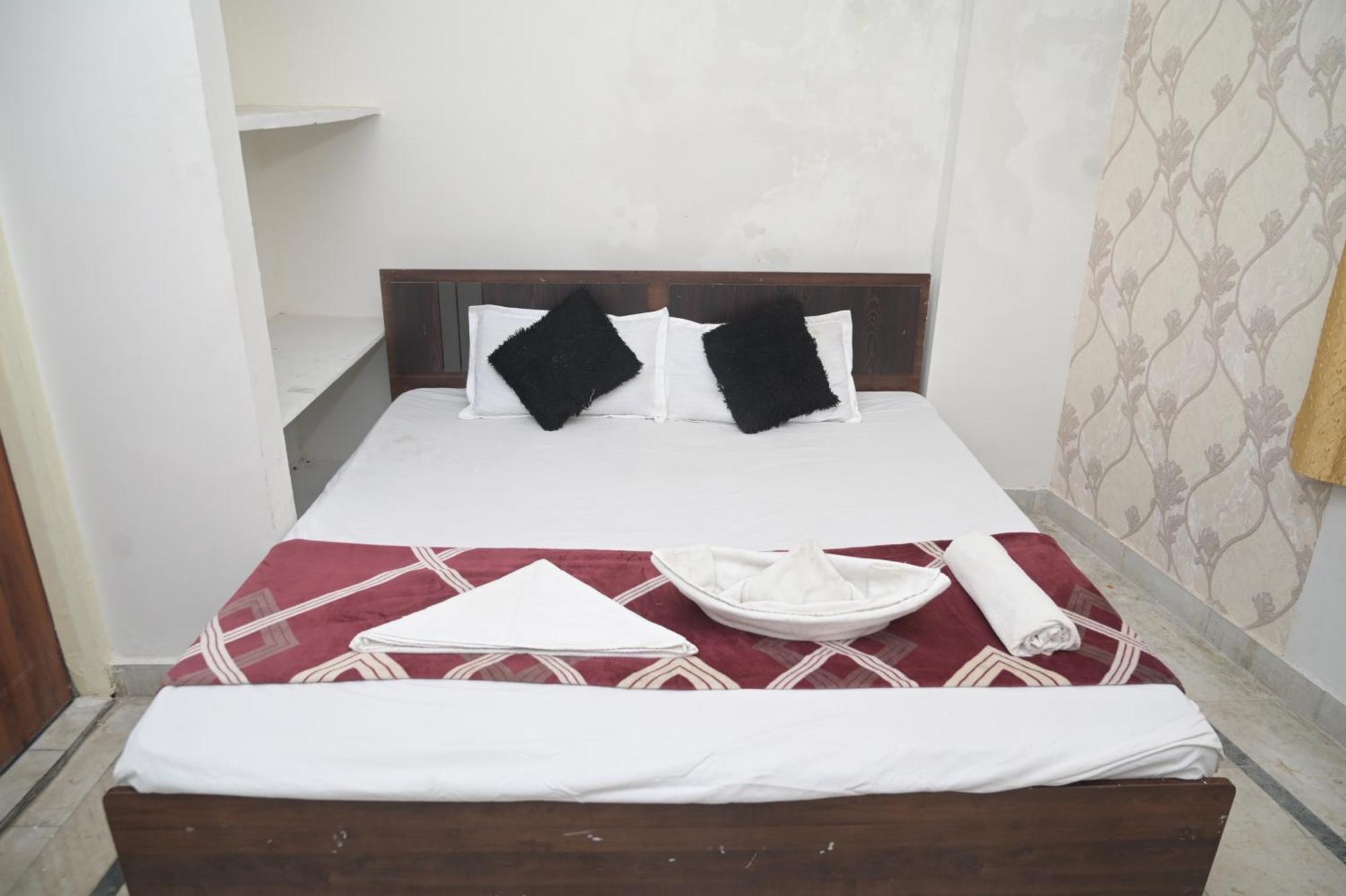 Rk Hotel Rooms Raipur  ภายนอก รูปภาพ